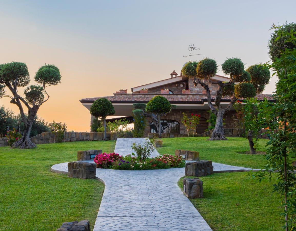Le Rose Bed and Breakfast Nettuno Exteriör bild